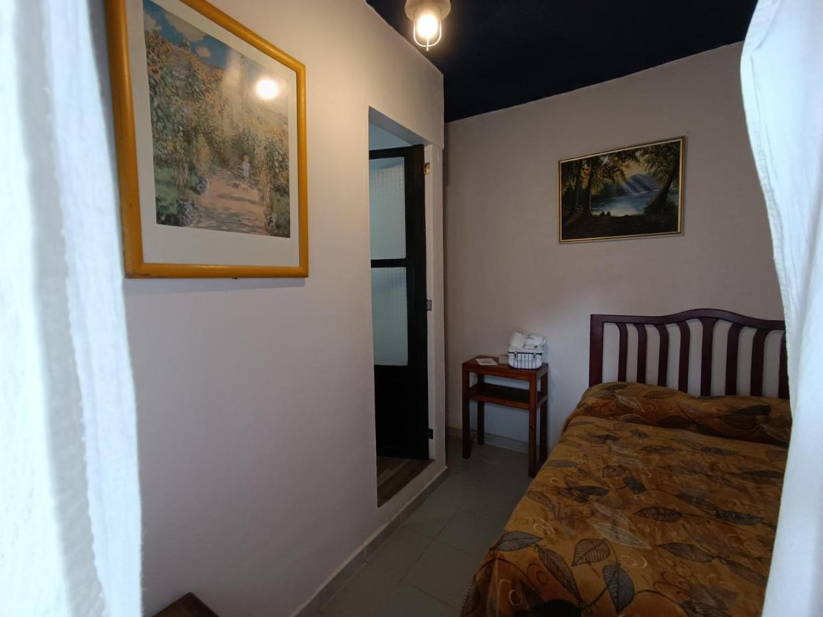 Casa Petirrojo - Habitaciones En Pátzcuaro Kültér fotó